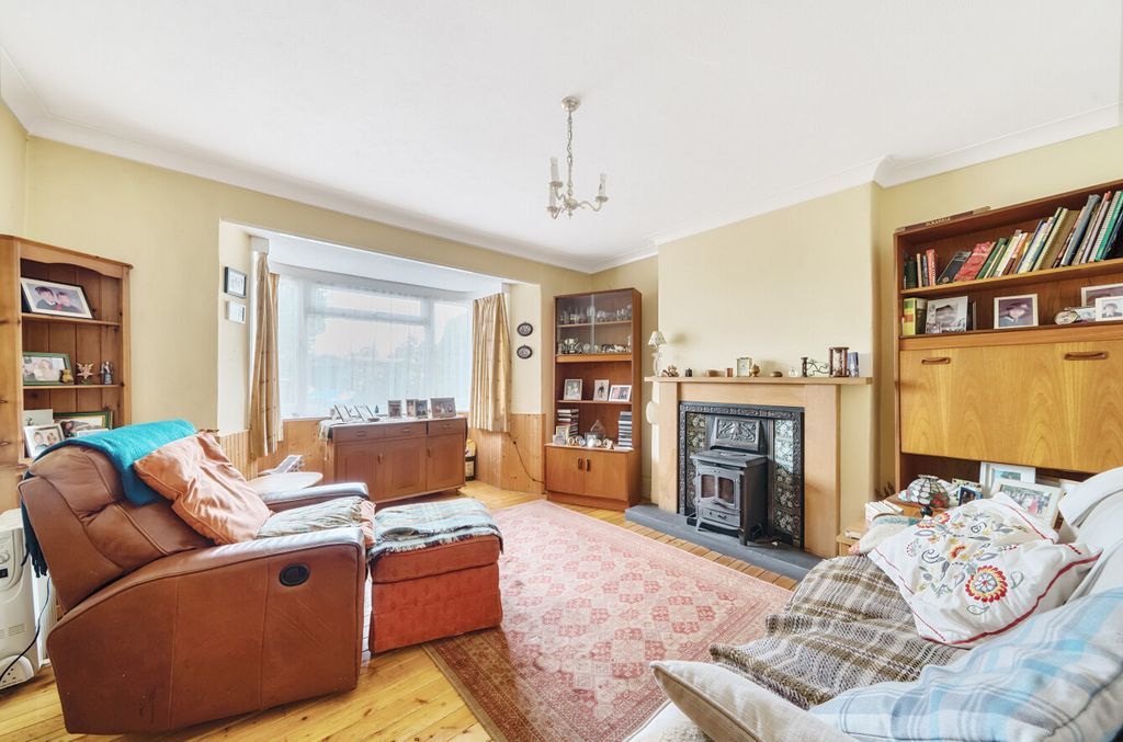 Property photo 2 of 30 1328423-25-687E12...