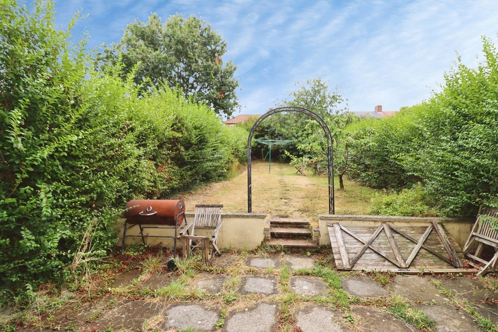 Property photo 2 of 20 Pbox-Img.Jpg
