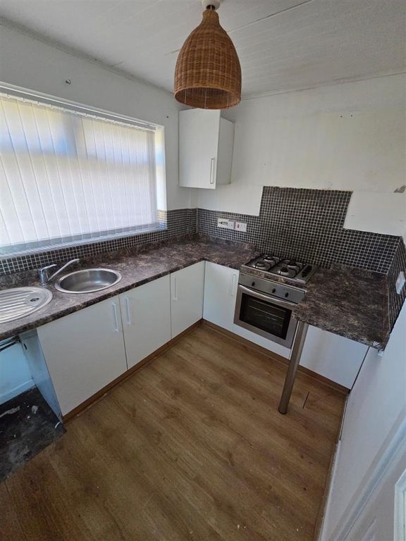 Property photo 3 of 10 Gartons 6.Jpg