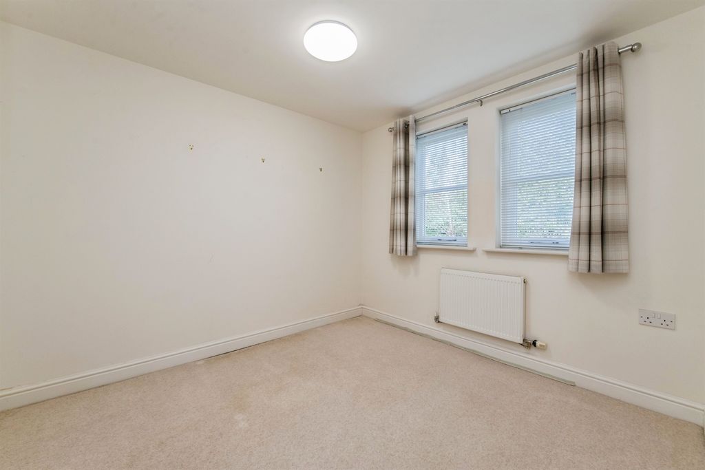 Additional image 9 of 2 bed flat for saleTidcombe Walk, Tiverton EX16