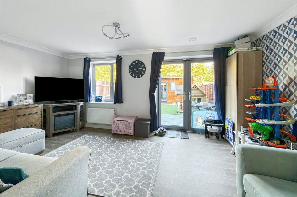 Property photo 3 of 24 Robinson Jackson