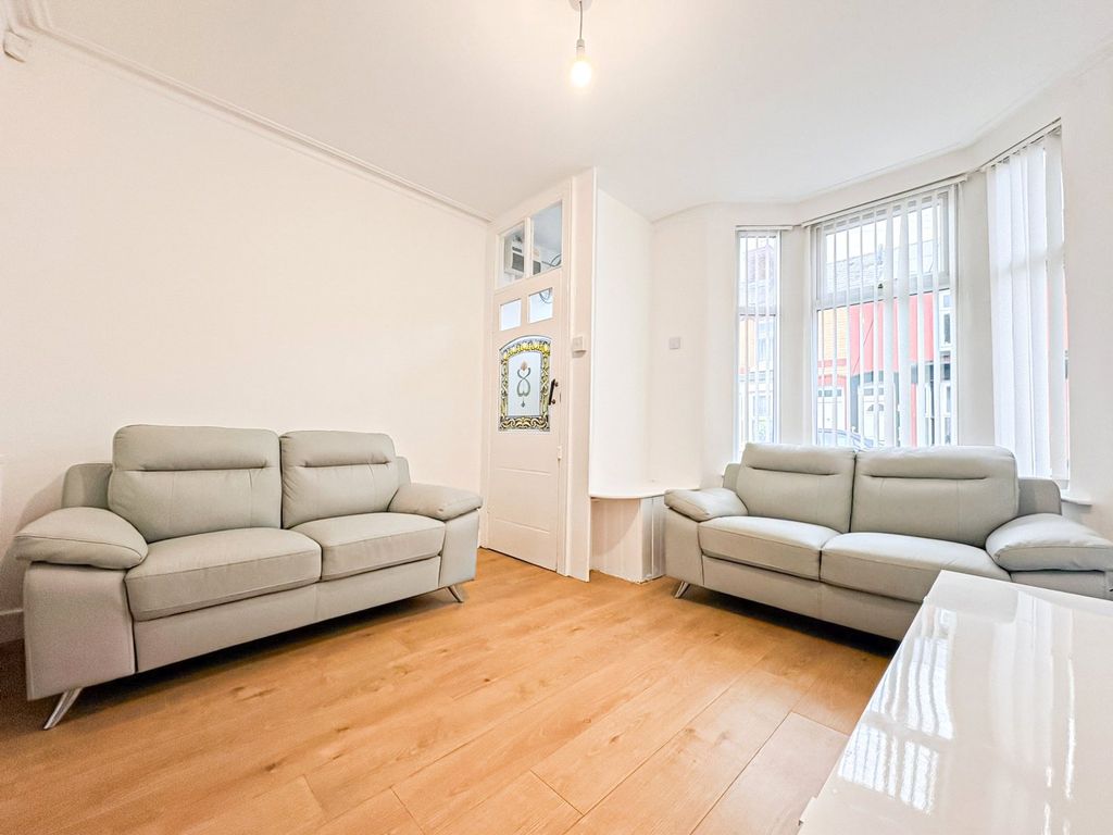 Property photo 2 of 8 Picture No. 01