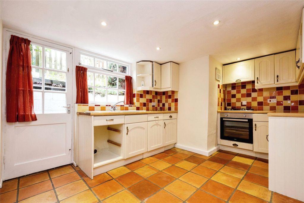 Property photo 3 of 17 Picture No. 06