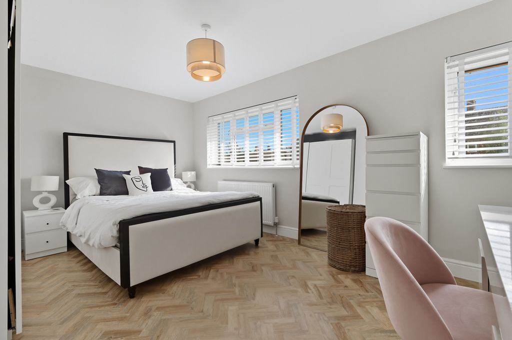 Property photo 3 of 19 Picture No. 43