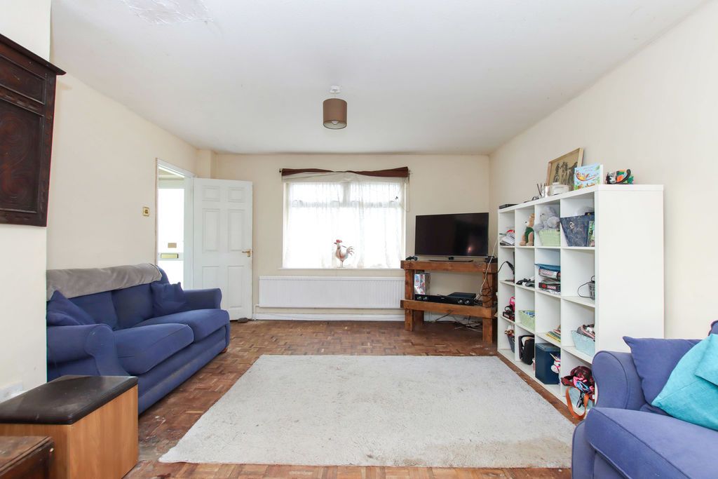 Property photo 2 of 10 Photo 1