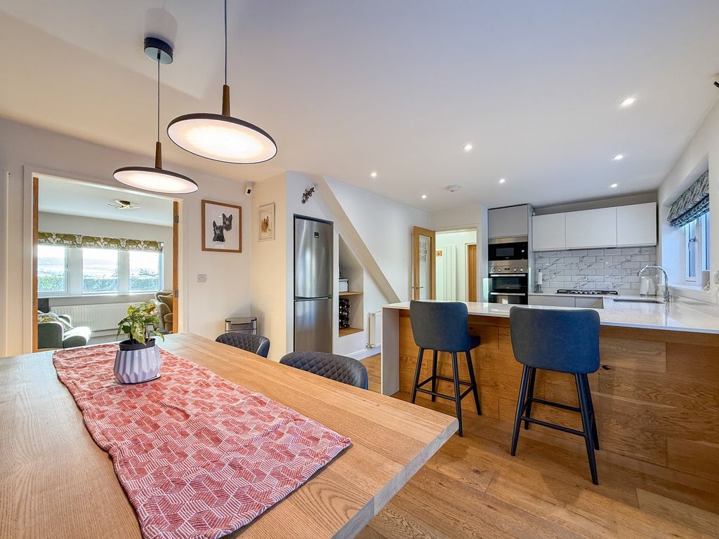 Property photo 3 of 38