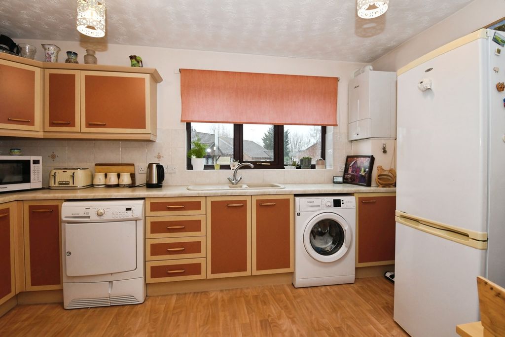 Property photo 3 of 16 Pbox-Img.Jpg