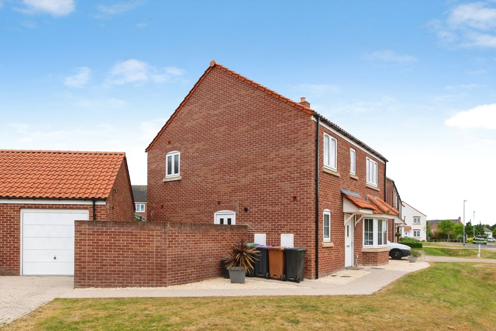 Property photo 3 of 23 Pbox-Img.Jpg