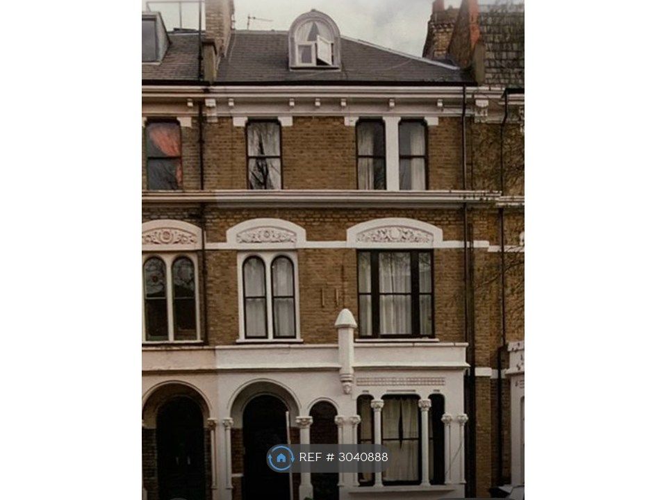 Property photo 1 of 3