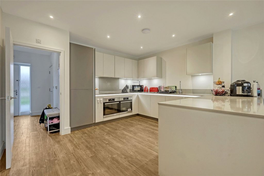 Property photo 3 of 15 Picture No. 15