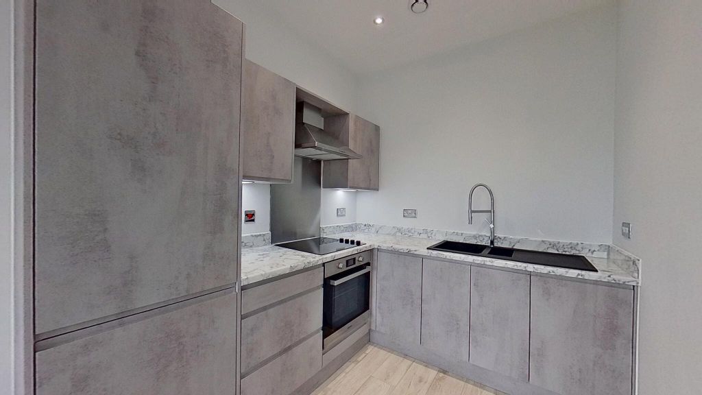 Property photo 2 of 18 Kitchen