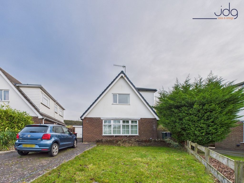 Property photo 1 of 13 Welcome To Knowe Hill Crescent