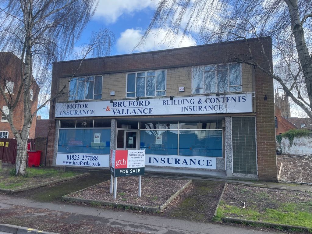 Property photo 1 of 9 Photo 9