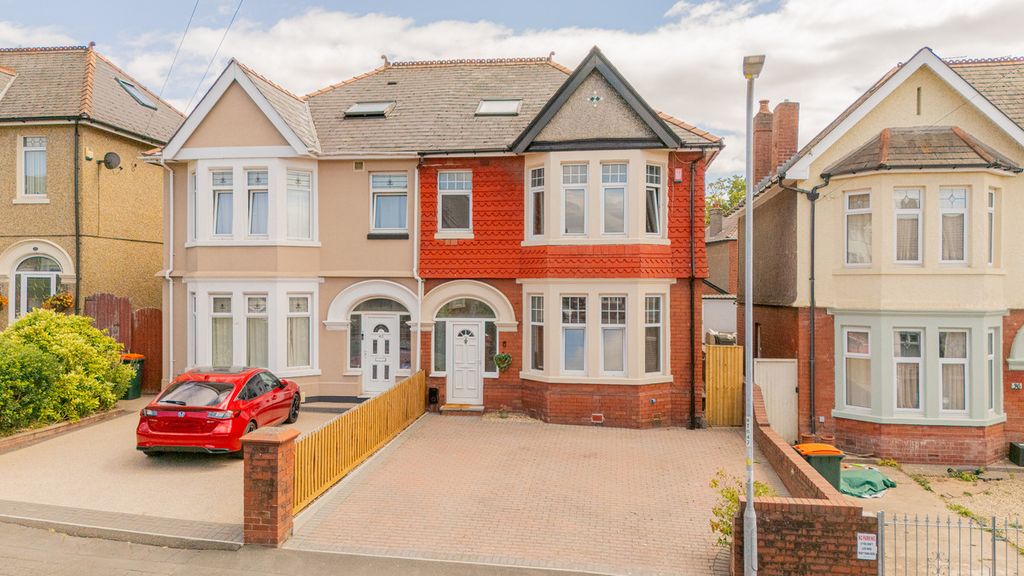 Property photo 1 of 35