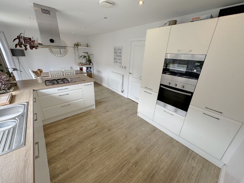 Property photo 3 of 32 Family Dining Kitchen