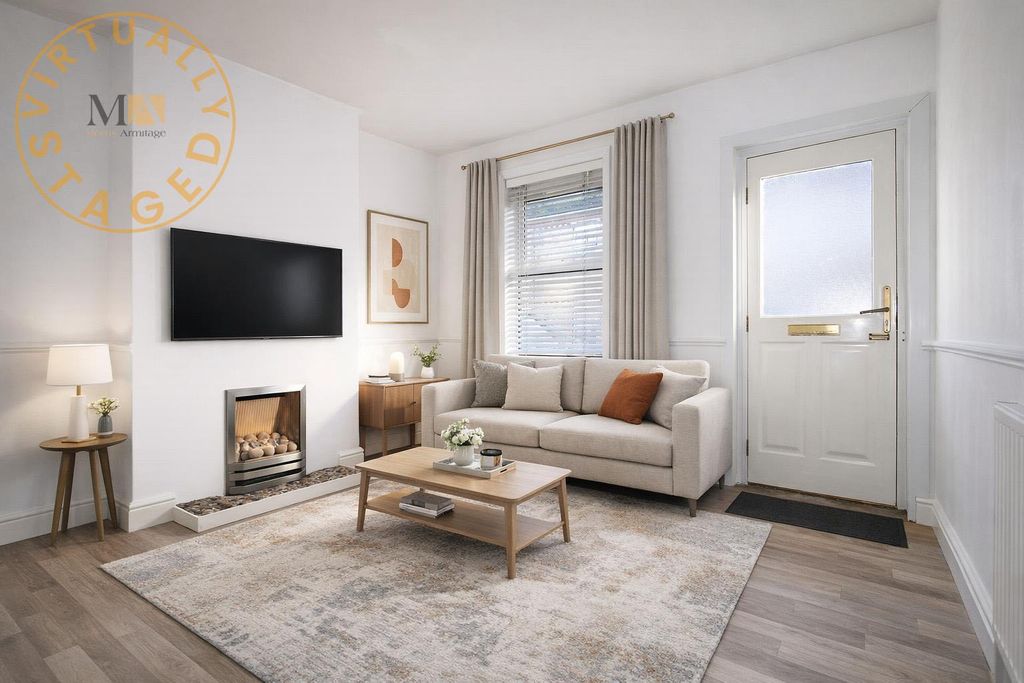 Property photo 2 of 14 Sitting Room.Jpg