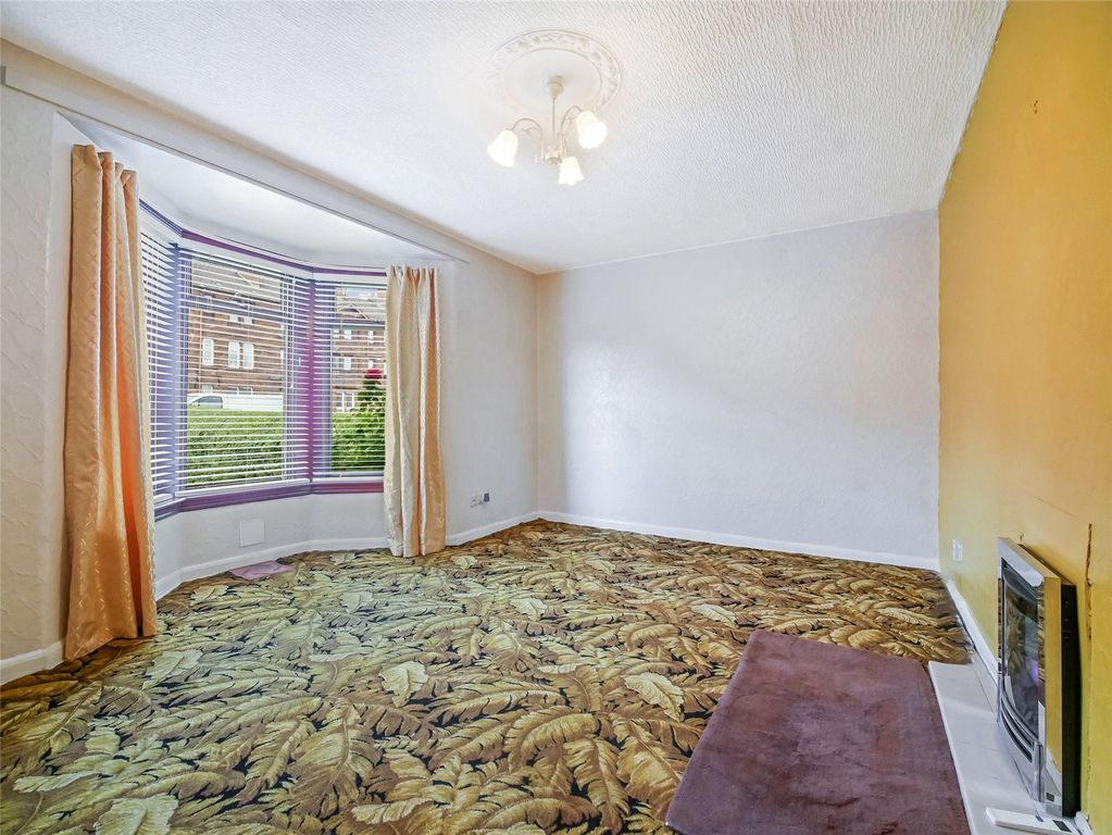 Property photo 2 of 17 Picture No. 19