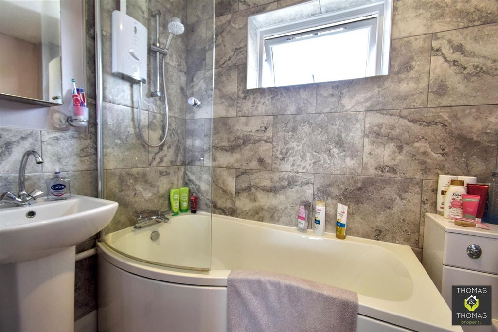 Additional image 11 of 3 bed semi-detached house for saleConiston Road, Cheltenham GL51