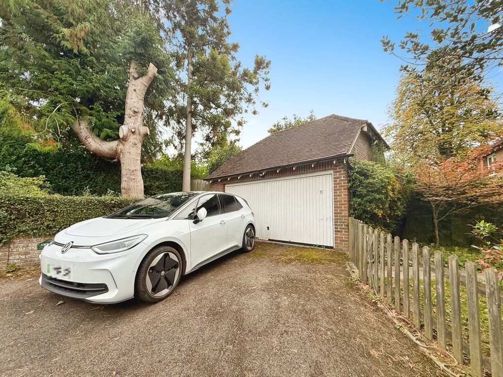 Property photo 2 of 19 728c833A-Img_7802