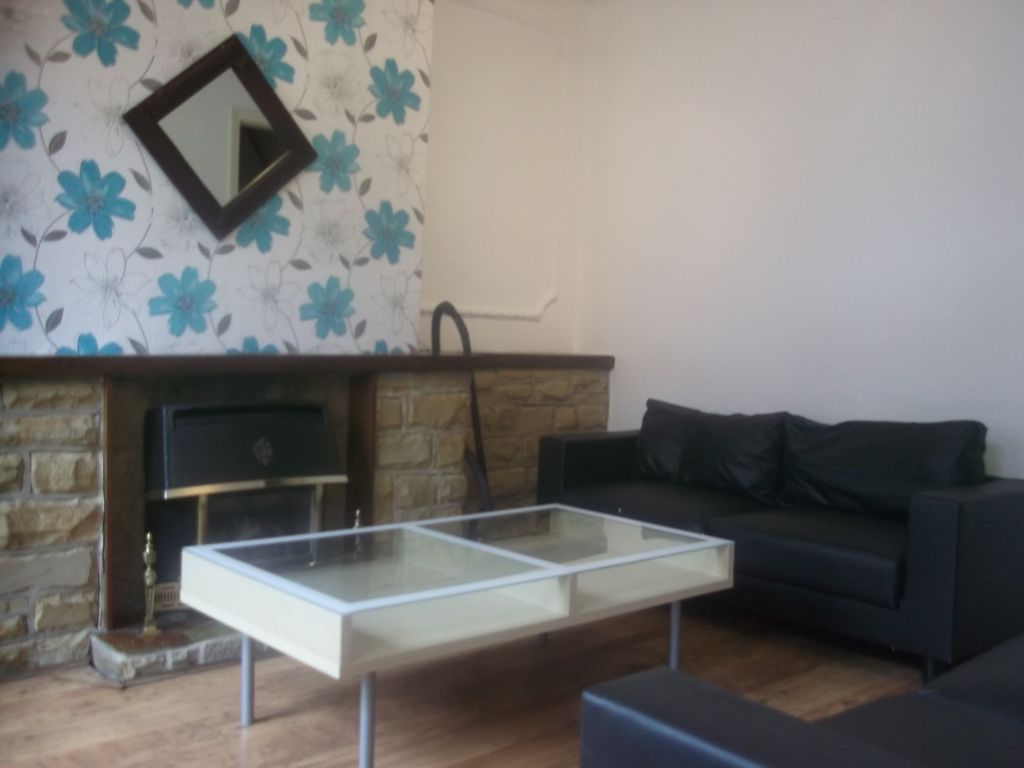 Property photo 2 of 6