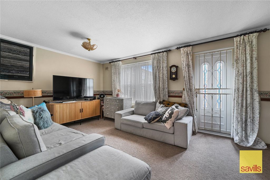 Property photo 1 of 13 Reception