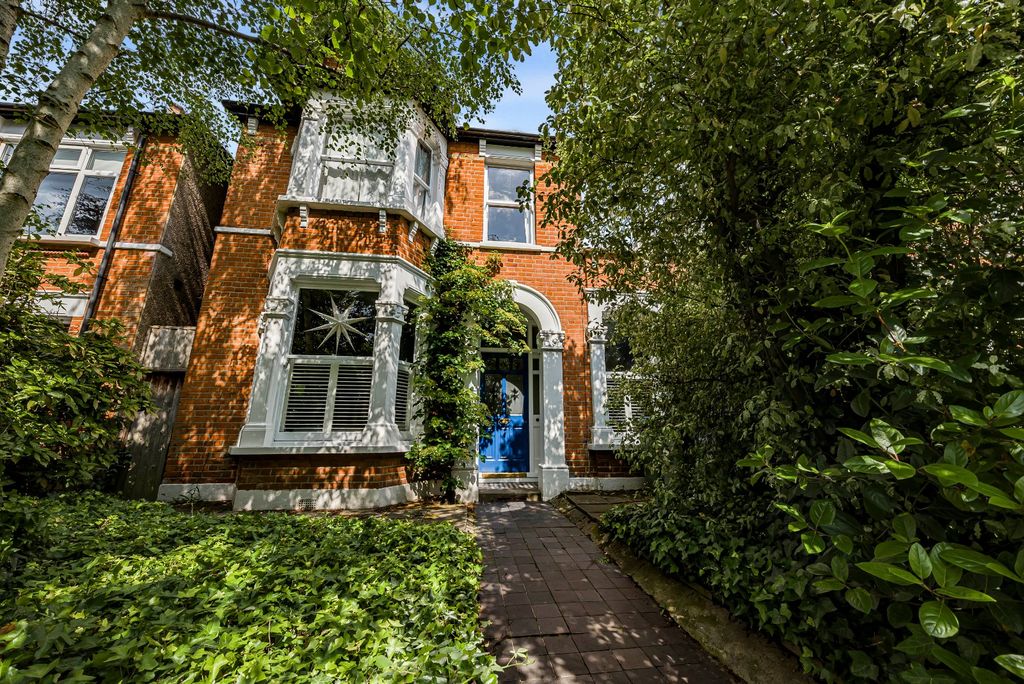 Property photo 1 of 24 Picture No. 07