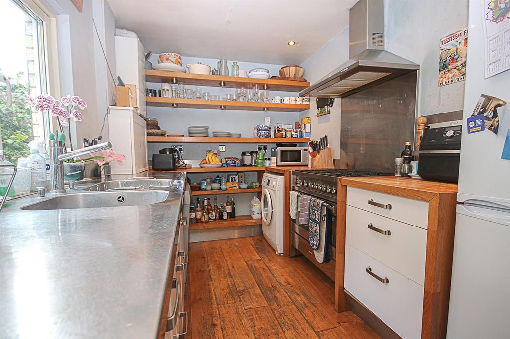 Property photo 2 of 12 Kit 2.Jpg