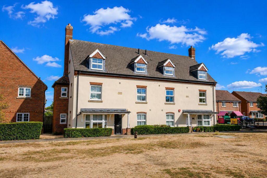 Property photo 1 of 9 Rear Elevation