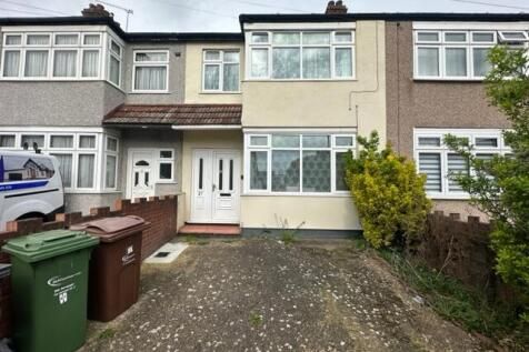 Property photo 1 of 12 3 Bedroom Terraced For Sale