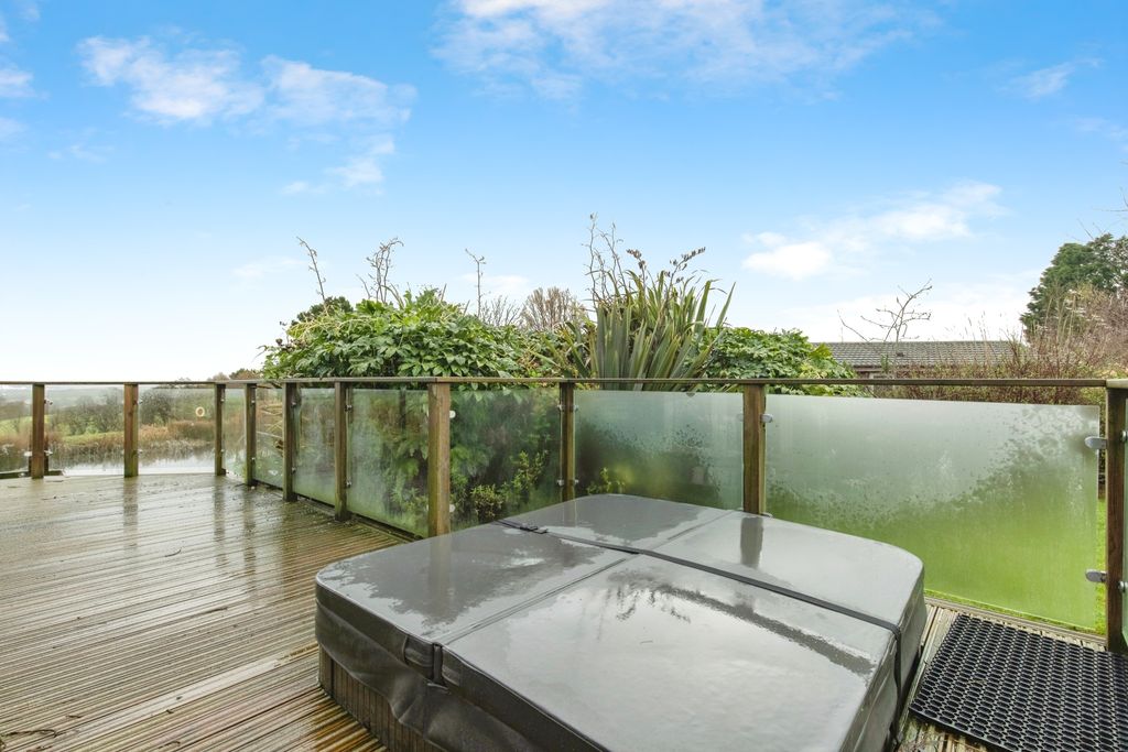 Property photo 3 of 15 Hot Tub And Views