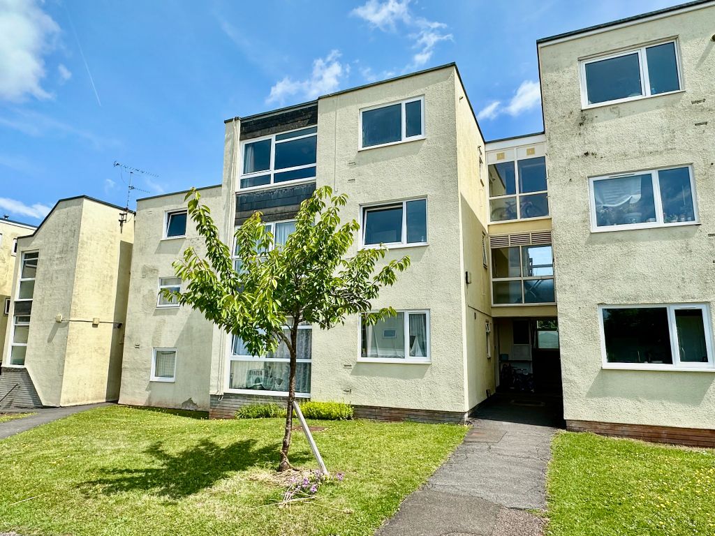 Property photo 1 of 12