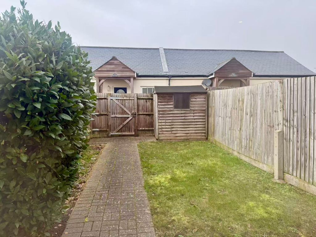 Property photo 3 of 13