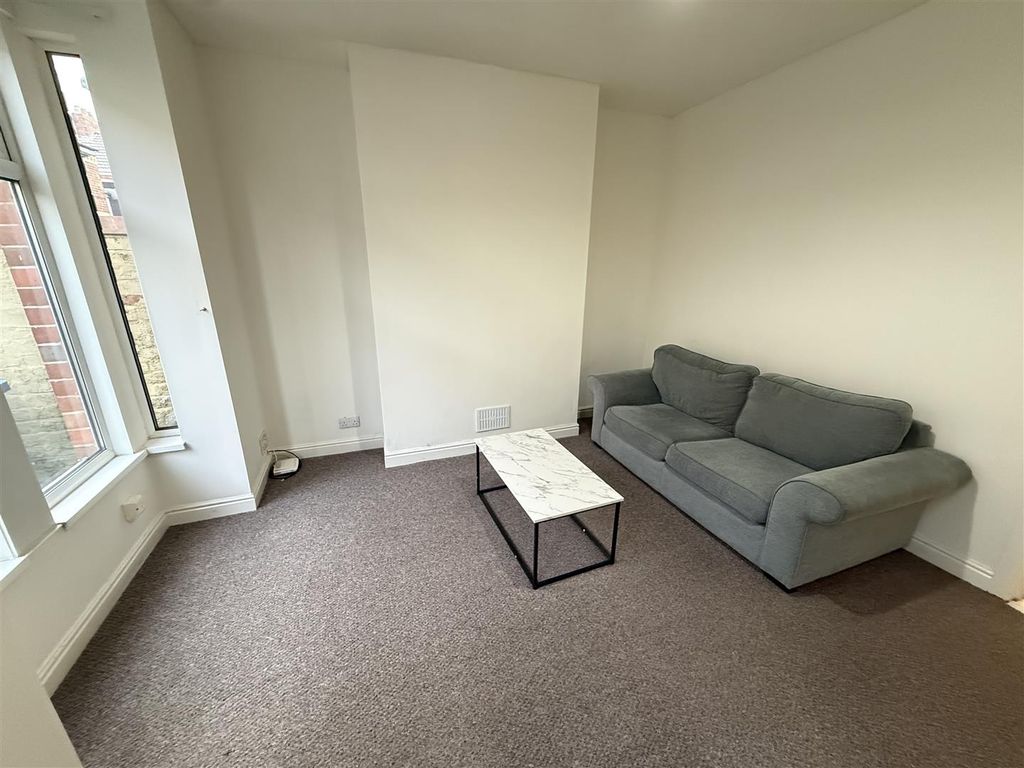 Property photo 2 of 7 Img_2158.Jpeg