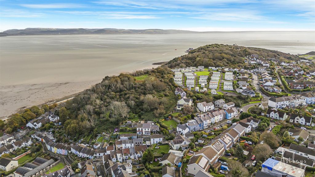 Property photo 3 of 22 Aerial Aspect