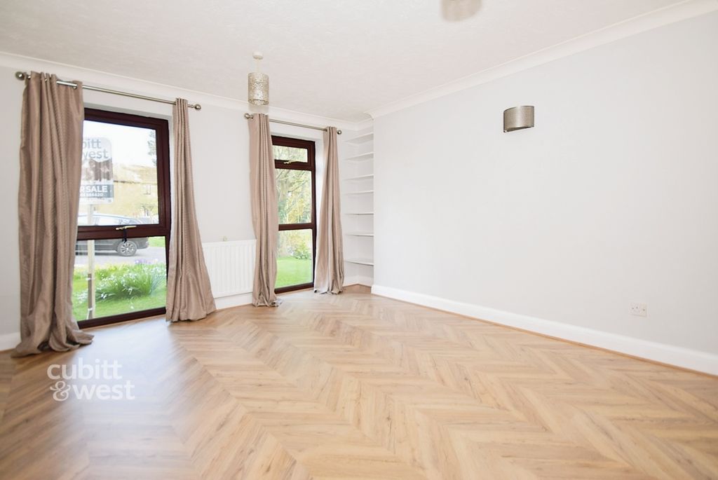 Property photo 3 of 11 Aef68725-Dsc_0282