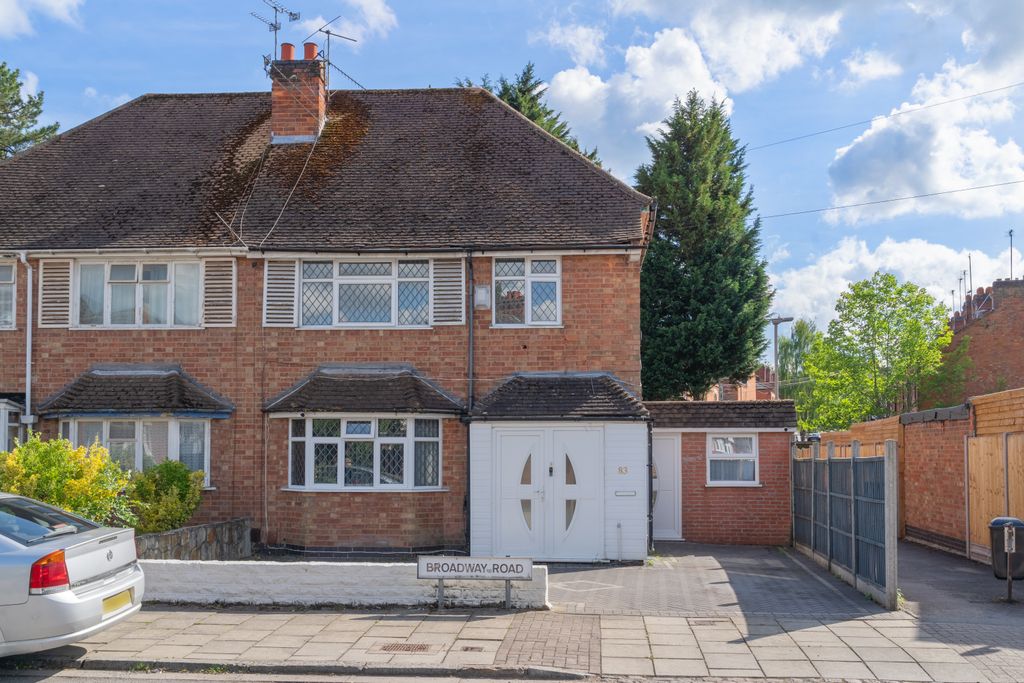 Property photo 1 of 11