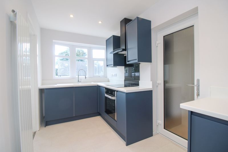 Property photo 2 of 12 Kitchen