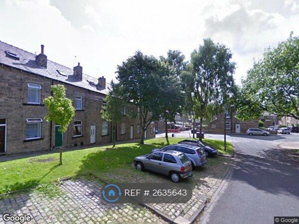 Property photo 2 of 15 On Street Parking