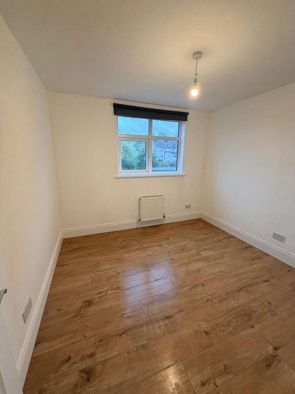Property photo 2 of 13 Photo 1