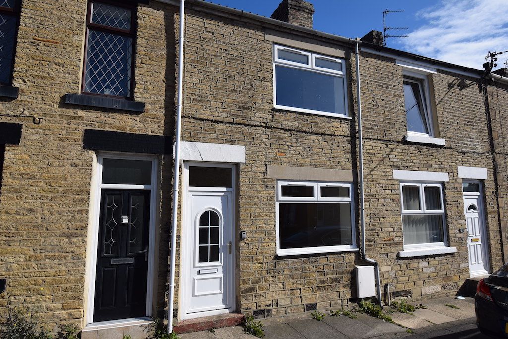 Property photo 2 of 11