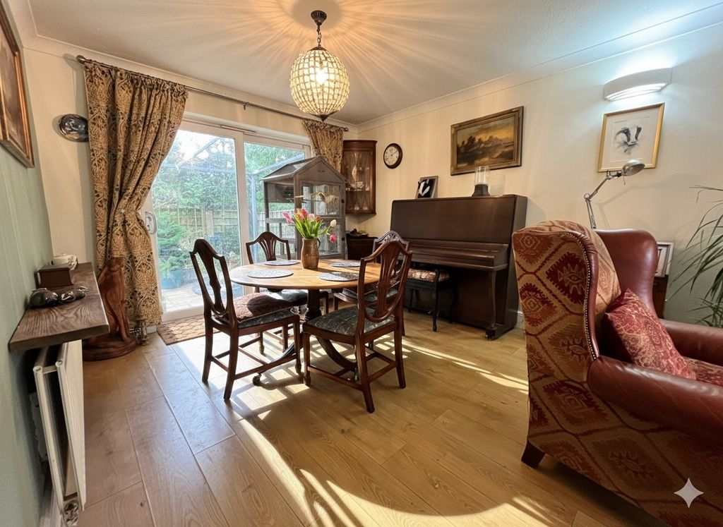 Property photo 3 of 18 4869185