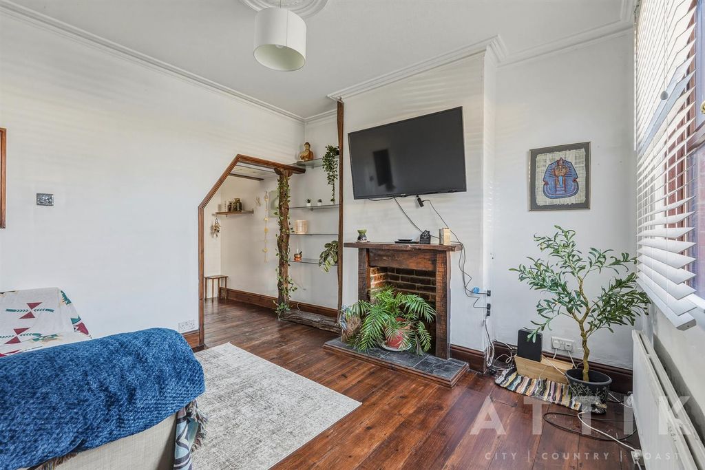 Property photo 2 of 30 Ar708406.Jpg