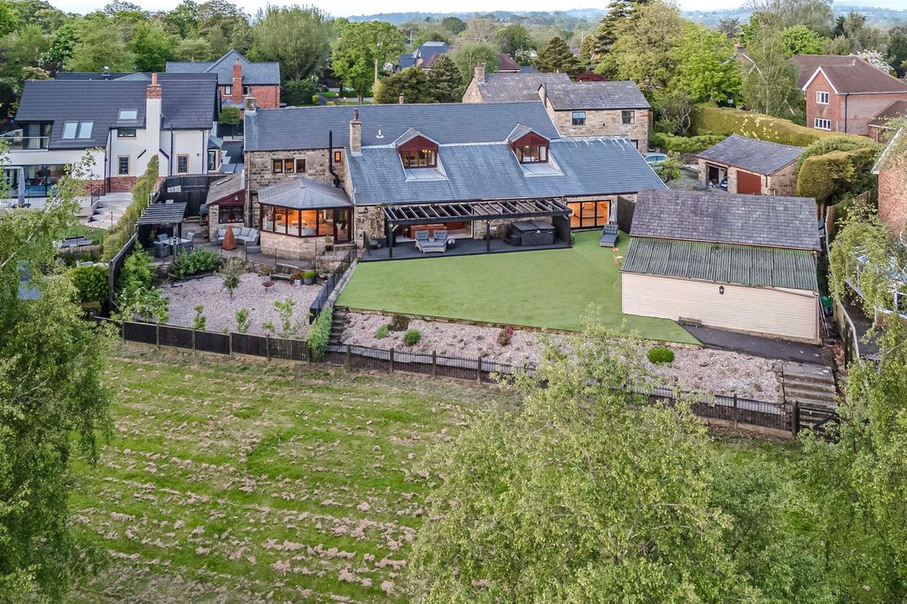 Property photo 3 of 64