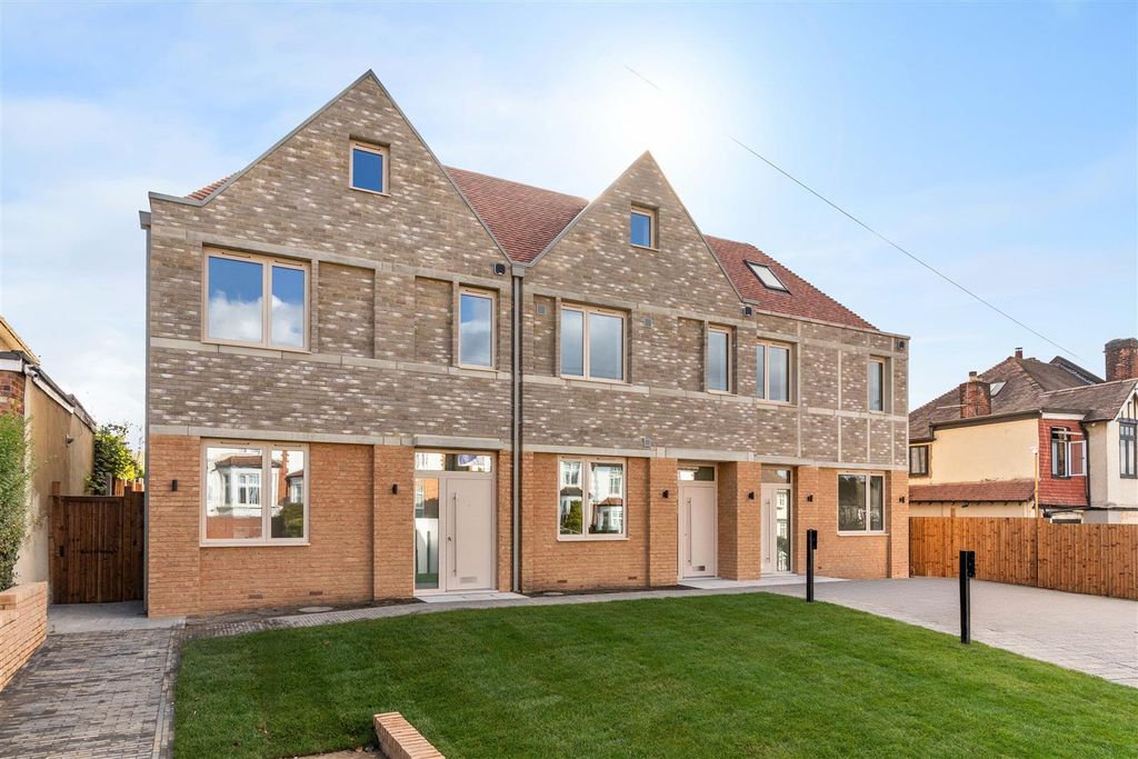 Property photo 1 of 13 1