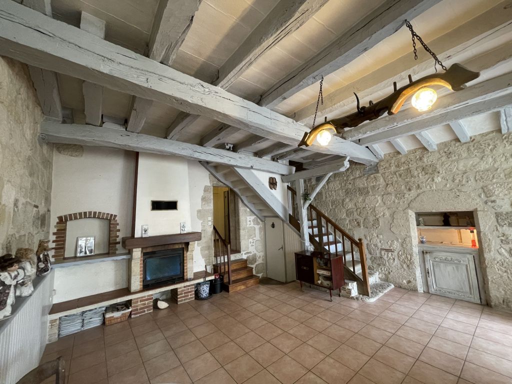 Property photo 3 of 18