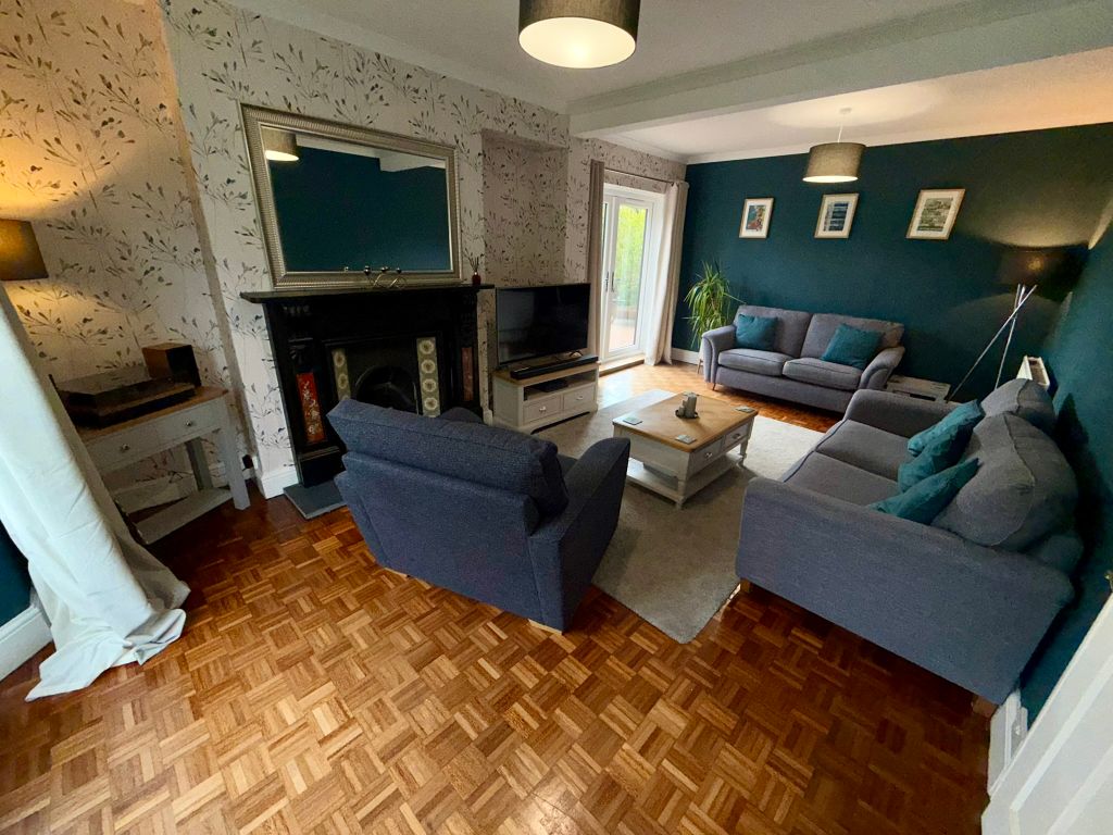 Property photo 2 of 37