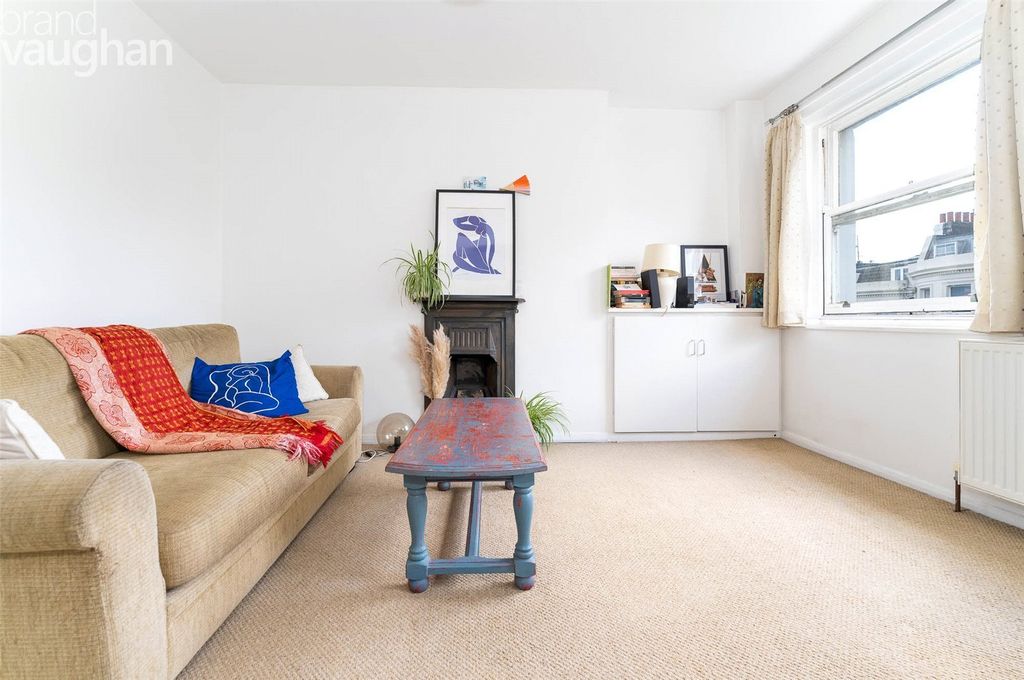 Property photo 2 of 7 Picture No. 03