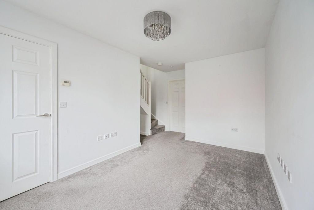 Property photo 3 of 21 26Violetwalk-12.Jpg