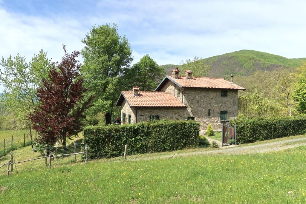 Property photo 1 of 62