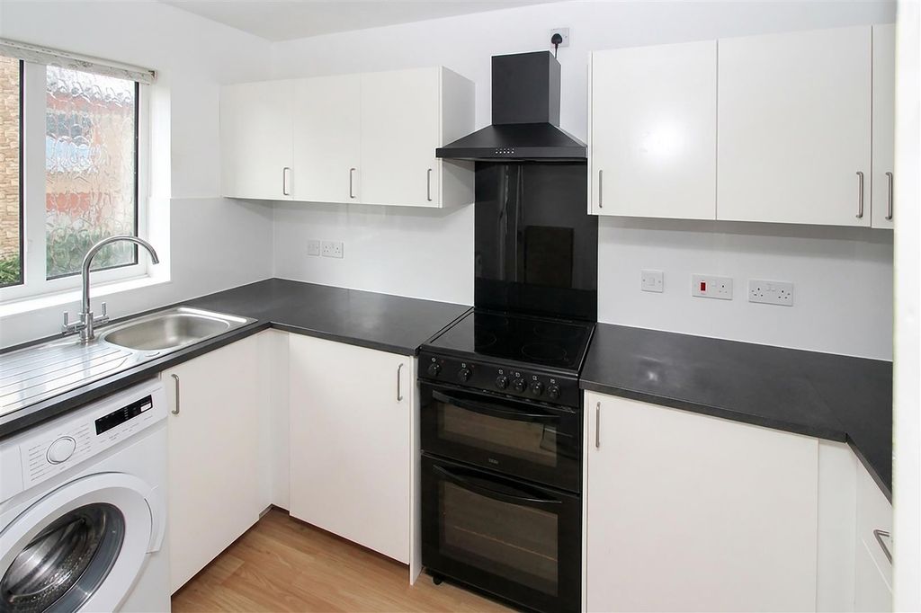 Property photo 3 of 5 Img_0692.Jpg